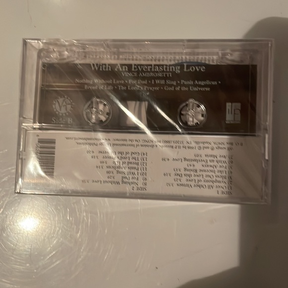 With an everlasting love Vince Ambrosetti songs for the sacrament of mar… - Picture 2 of 3